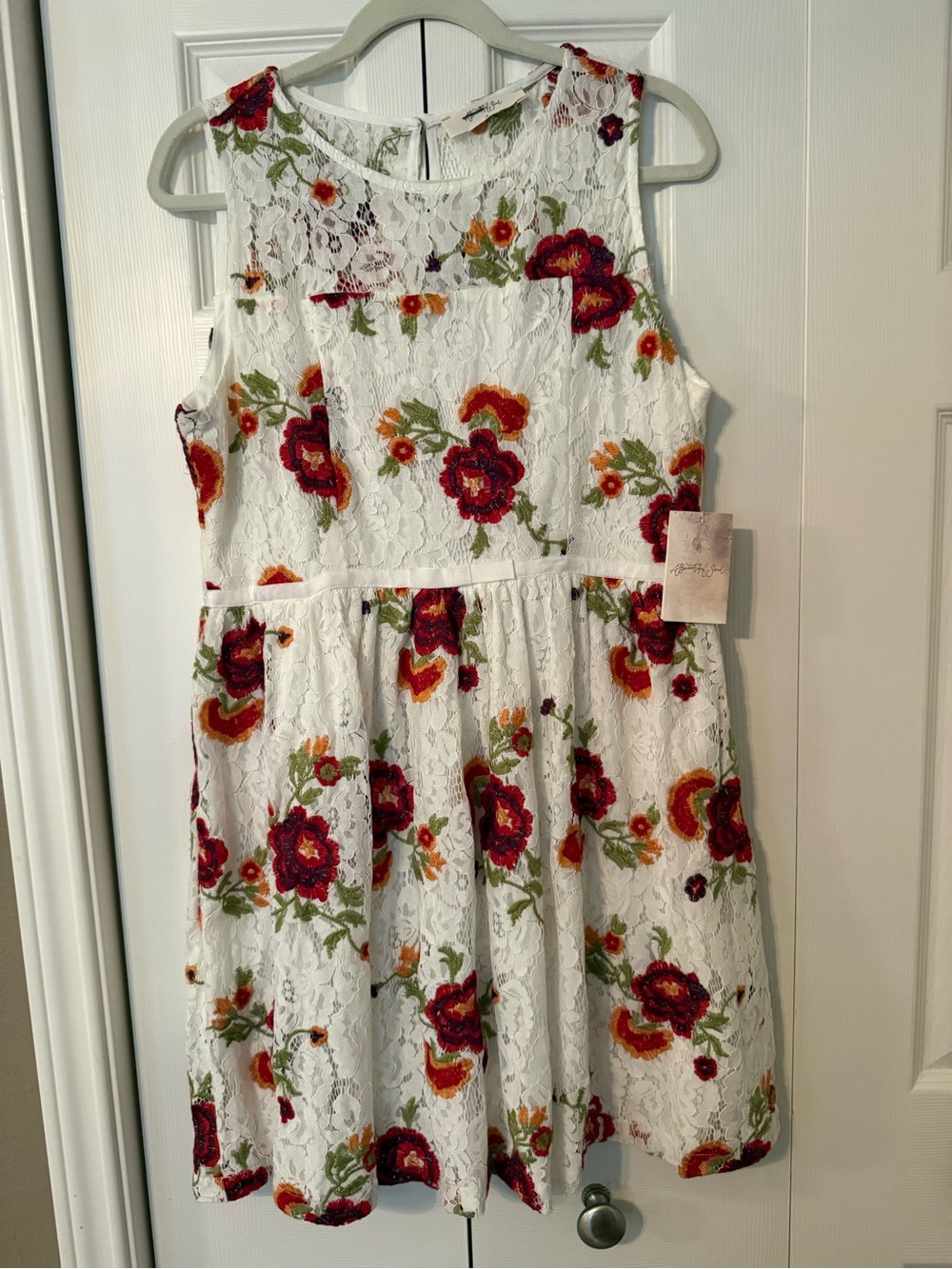 Arula (A Beautiful Soul) White Lace Dress with Red Floral Embroidery-NWT (A)